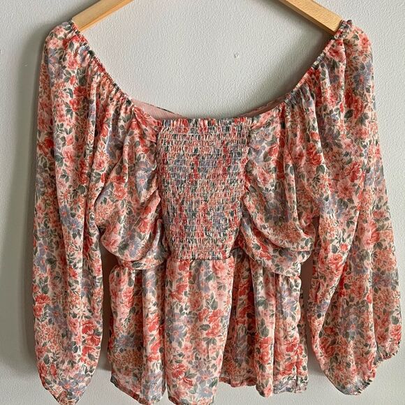 American Eagle Floral Smocked Peplum Top M Puff Sleeve Cottagecore Boho - Picture 7 of 8